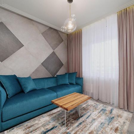أوديسا Wowell Apartments المظهر الخارجي الصورة