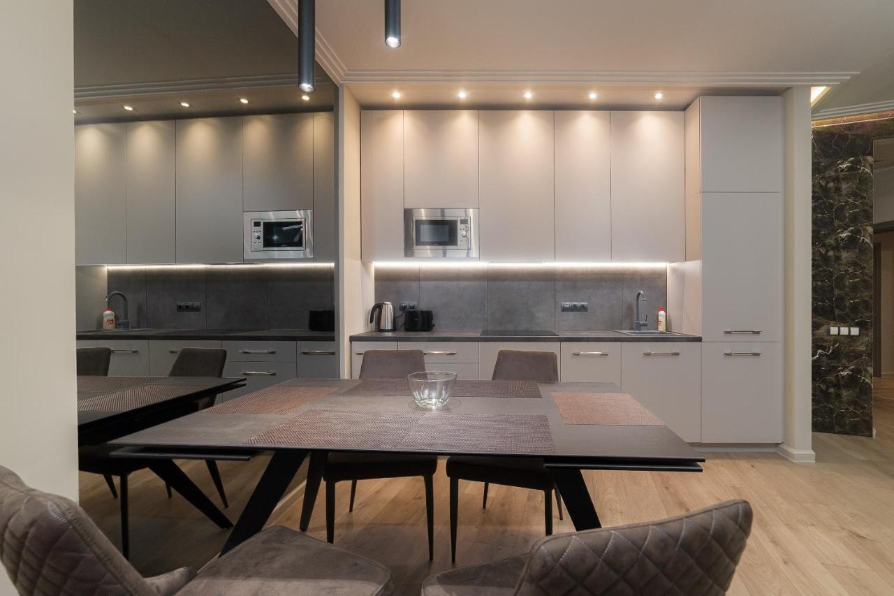 أوديسا Wowell Apartments المظهر الخارجي الصورة
